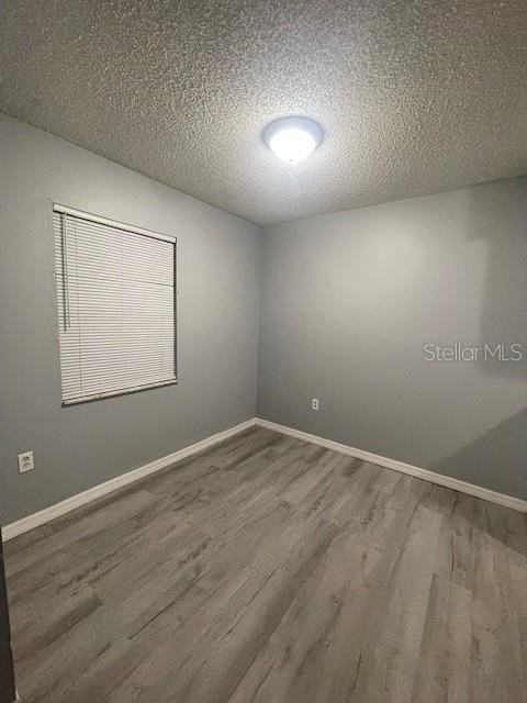 2411 Idlewild St - Photo 3 of 11