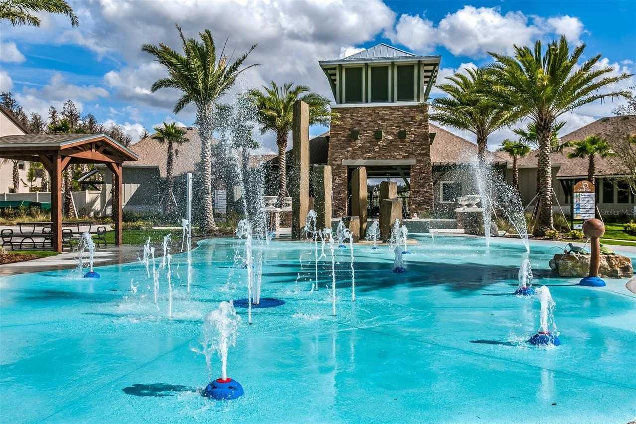 1604 Hubbell Rd - Photo 2 of 44