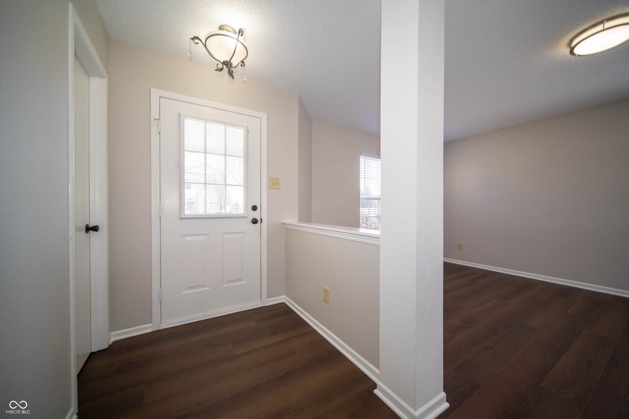 1566 Howell Dr - Photo 6 of 26