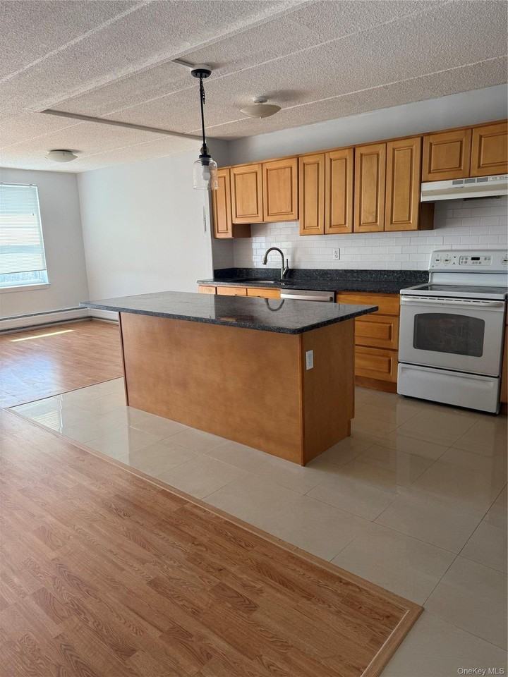35 Park Ave #6T