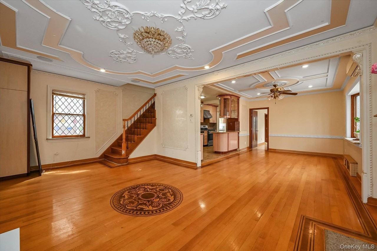 6342 Alderton St - Photo 3 of 23