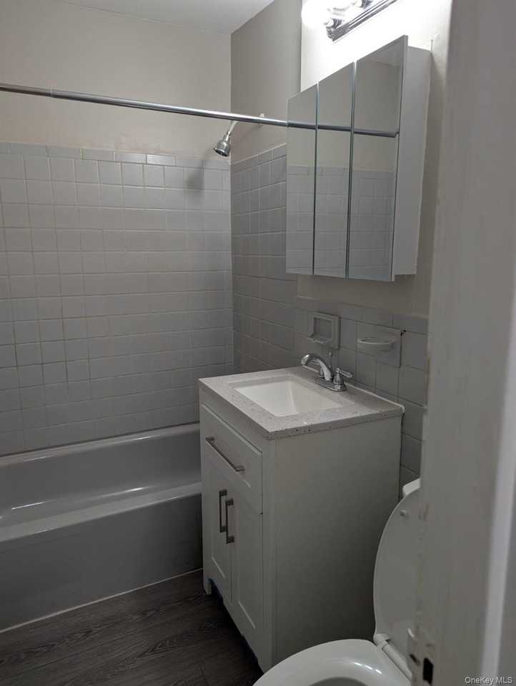 1 Hemlock Dr #C152 - Photo 4 of 9