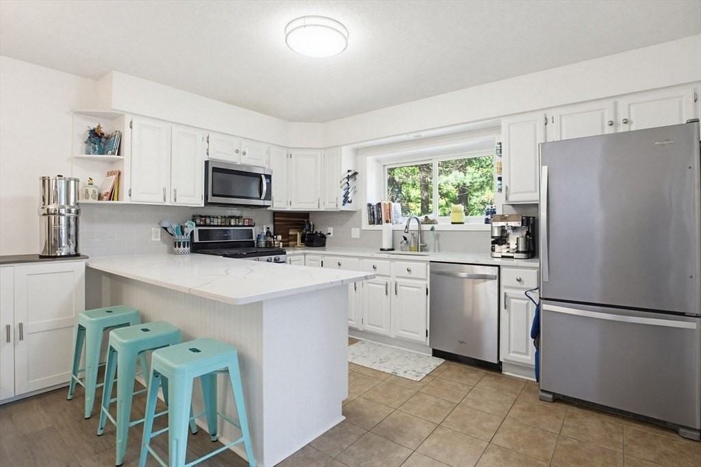 49 Captain Eames Cir #49 - Photo 4 of 33