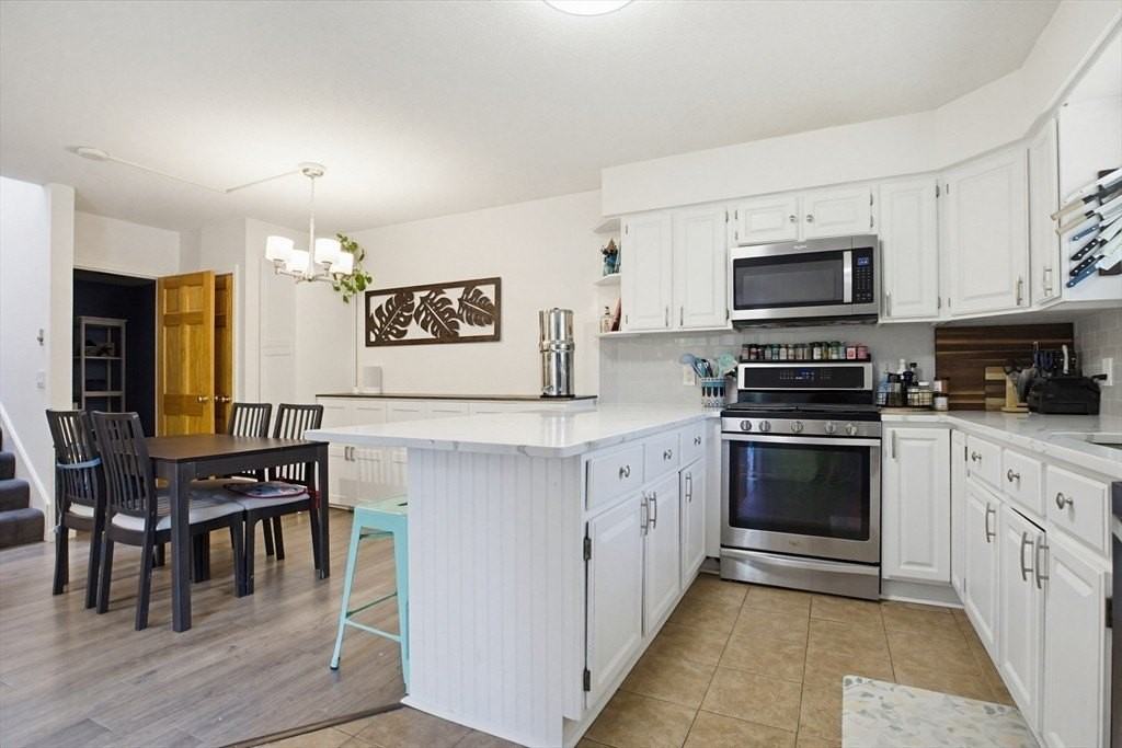 49 Captain Eames Cir #49 - Photo 5 of 33