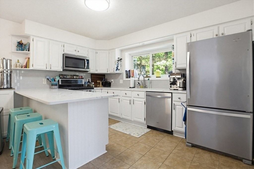 49 Captain Eames Cir #49 - Photo 7 of 33