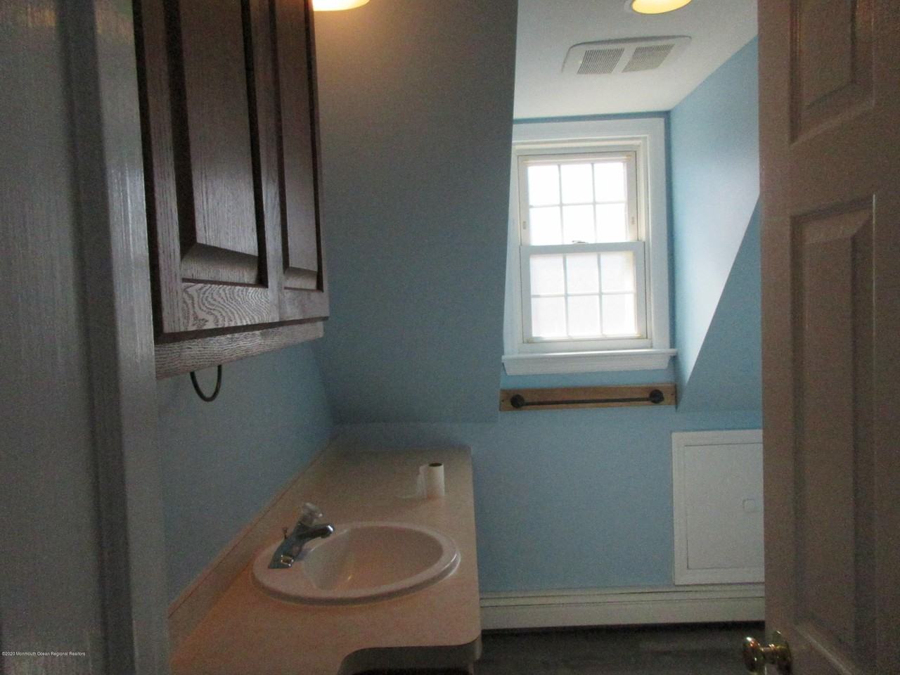 205 11th Ave #3 - Photo 6 of 12