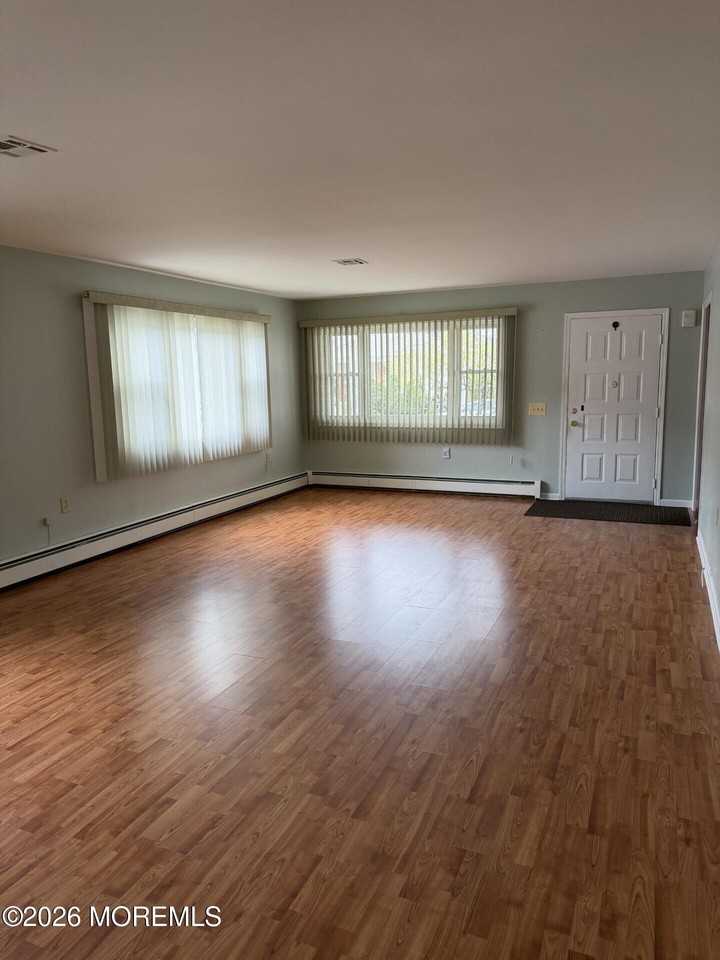 74 Virgin Islands Dr - Photo 4 of 10