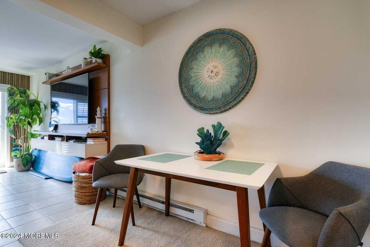 96 5th Ave #4 - Photo 6 of 17