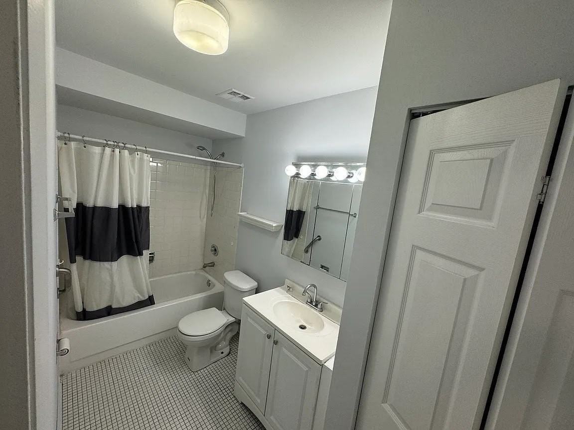 90 Olesen Dr #101 - Photo 7 of 8