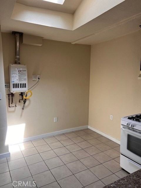 1080 Geraghty Ave - Photo 2 of 7