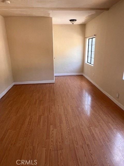 1080 Geraghty Ave - Photo 3 of 7