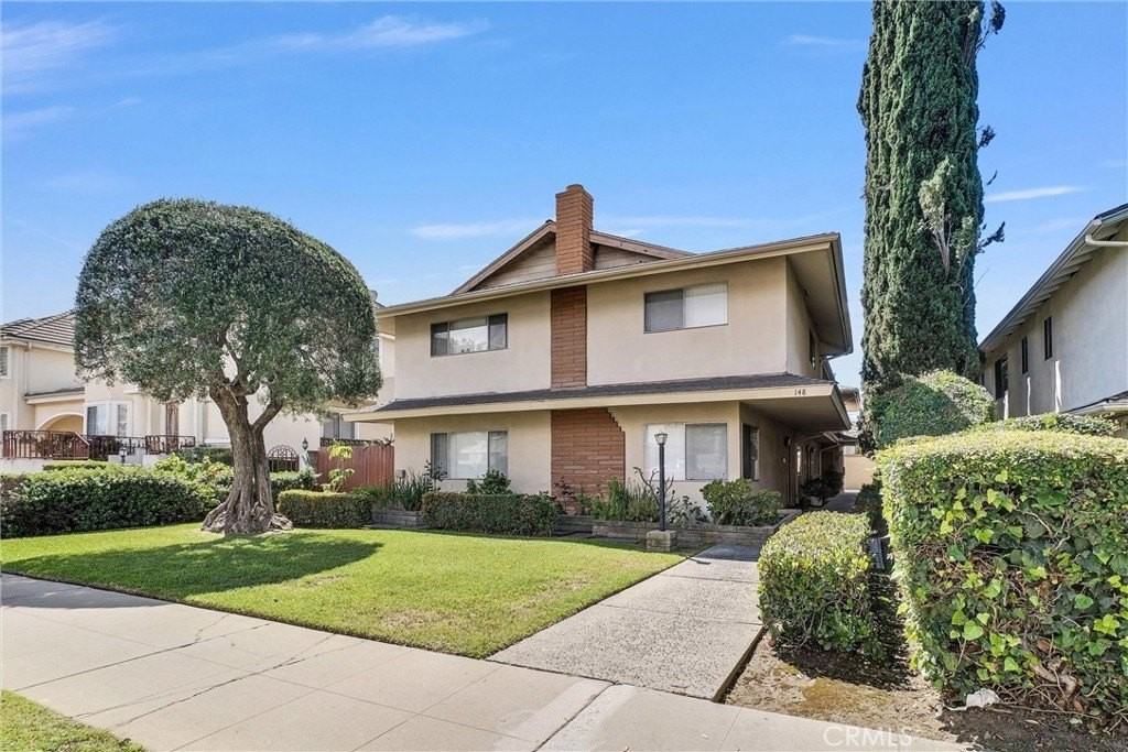 148 California St #B - Photo 2 of 24