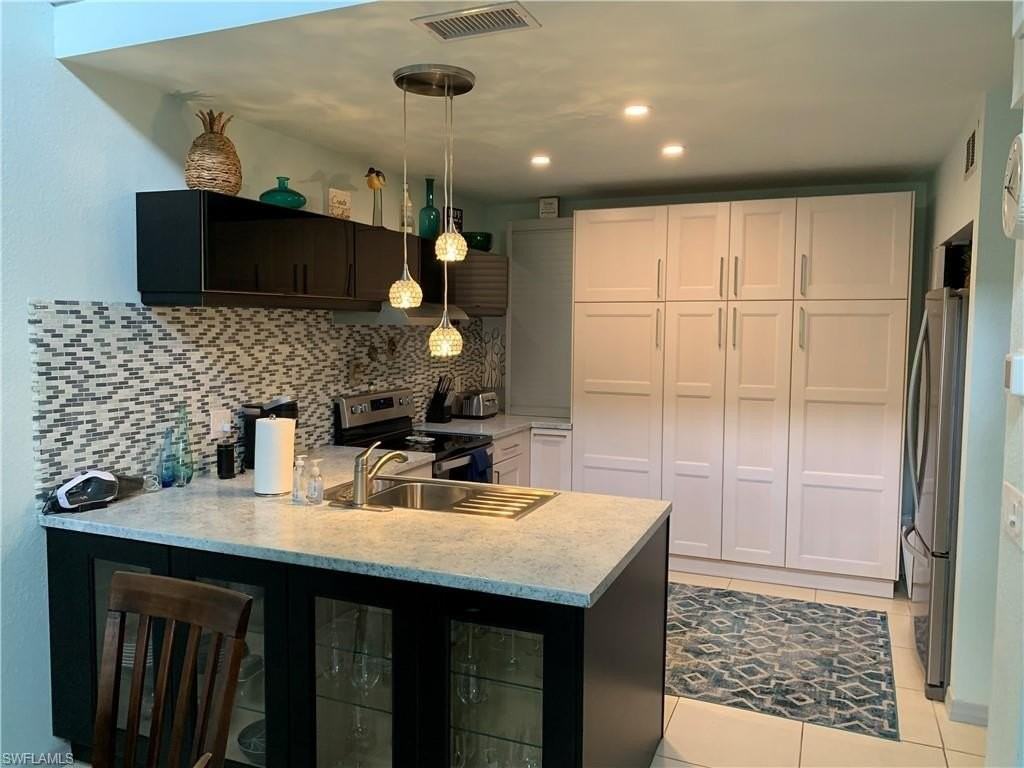 65 Emerald Woods Dr #E8 - Photo 4 of 20