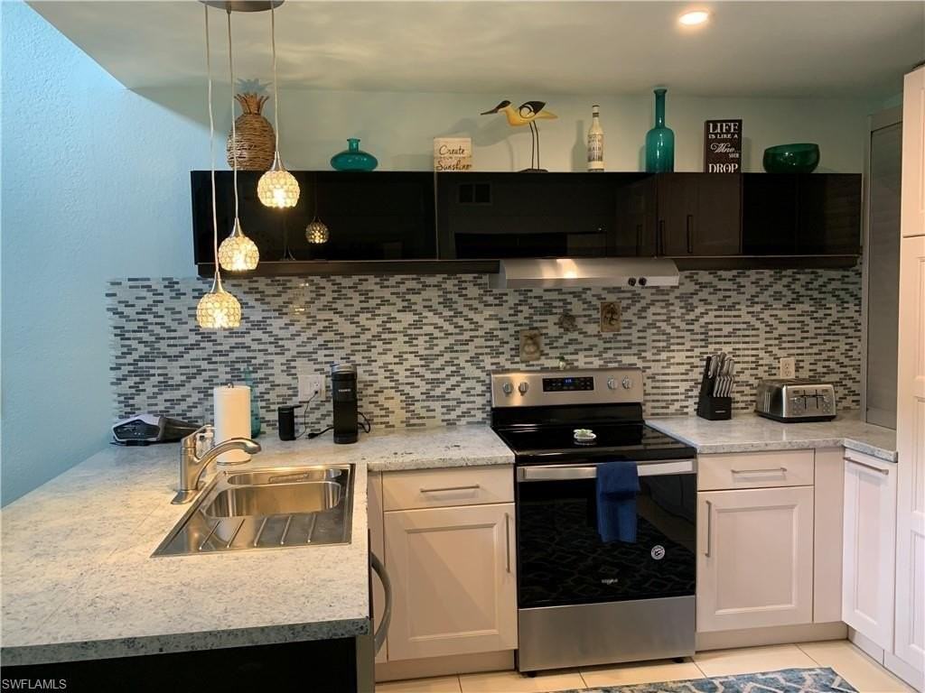 65 Emerald Woods Dr #E8 - Photo 5 of 20