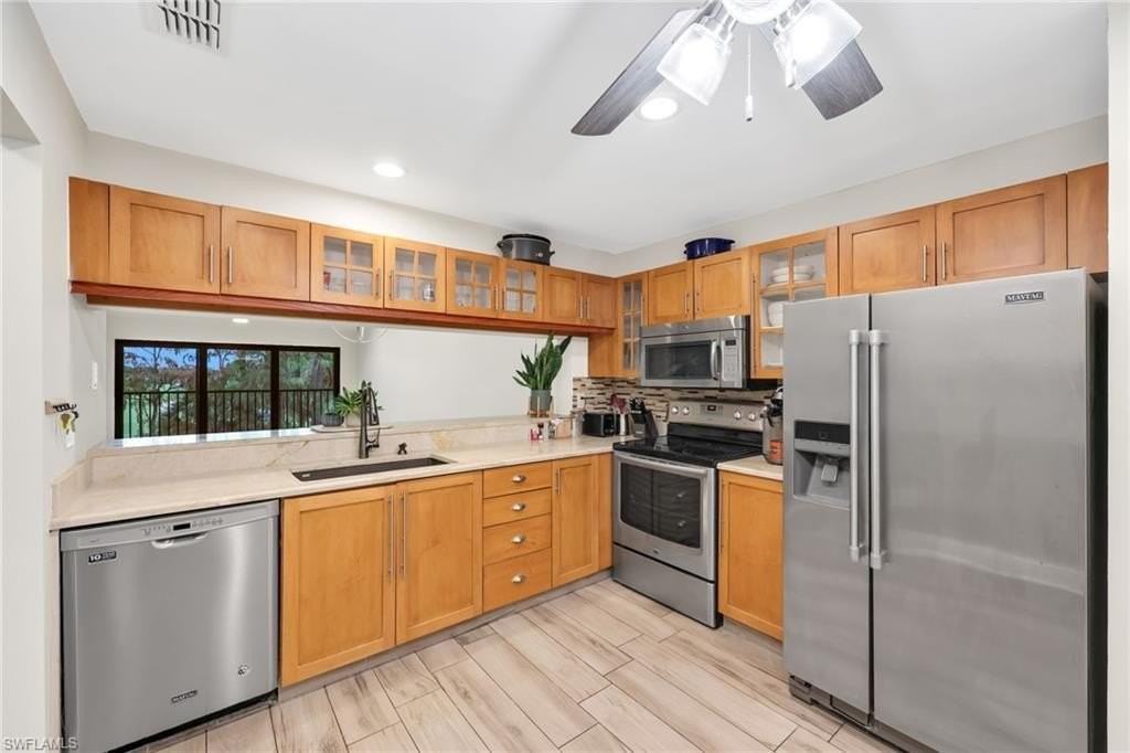 5767 Deauville Cir #D301 - Photo 6 of 22