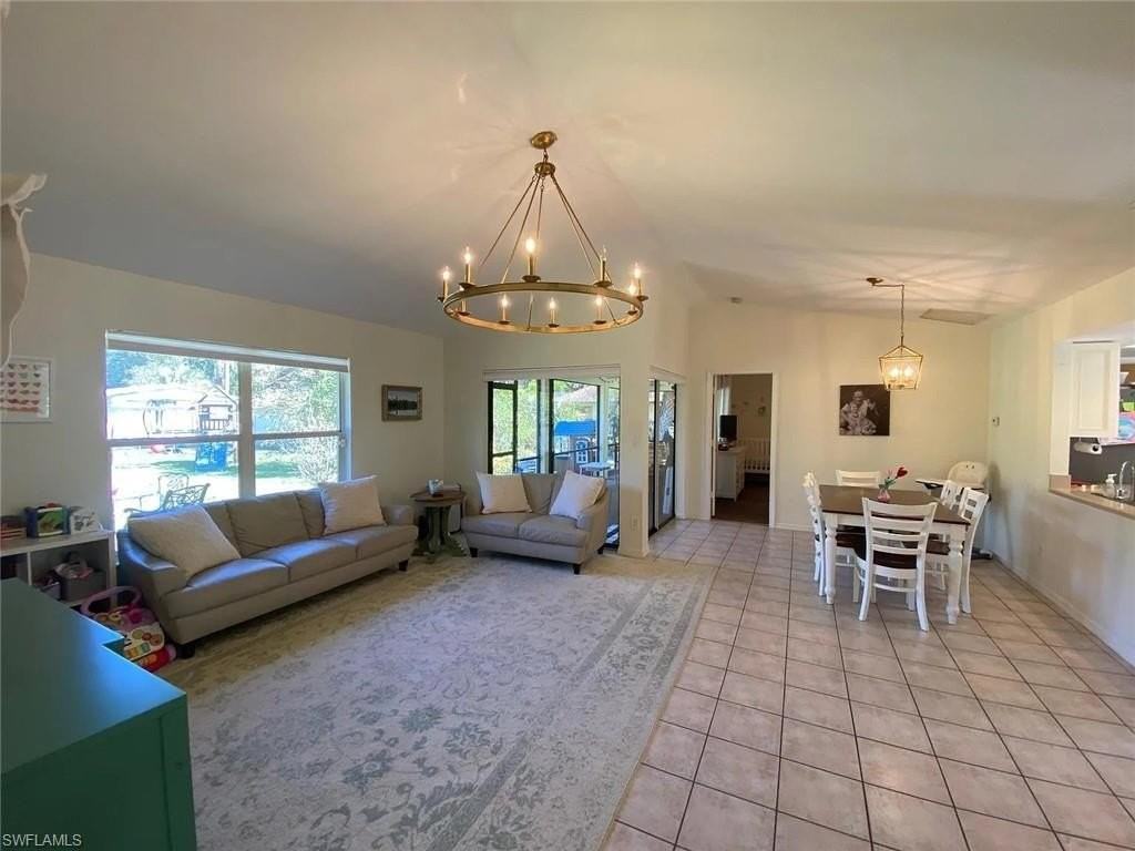 5121 Teak Wood Dr - Photo 7 of 22