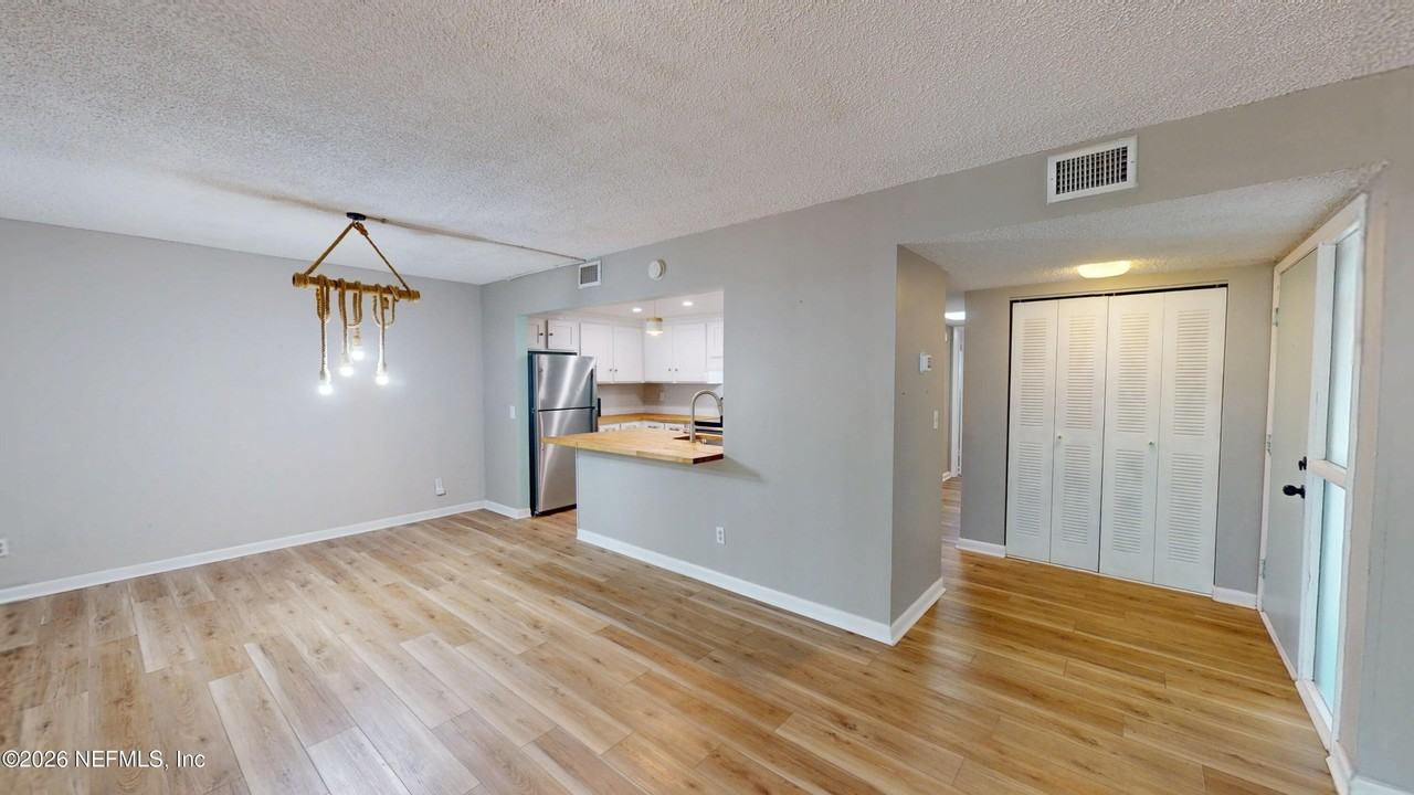 9 Tarragona Ct - Photo 3 of 23