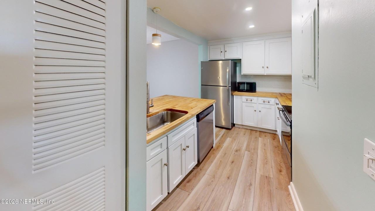 9 Tarragona Ct - Photo 4 of 23