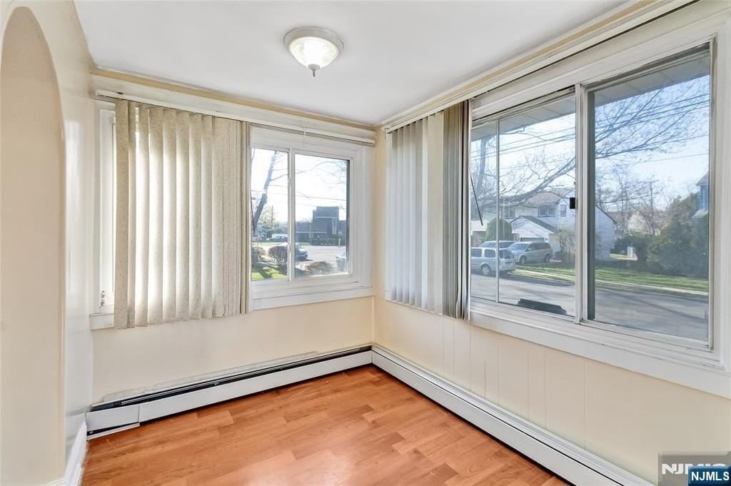 10 Hamilton Rd - Photo 7 of 21