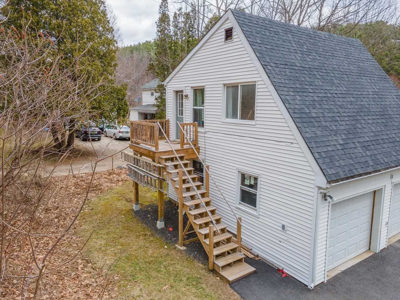 212 Gilsum St - Photo 5 of 23