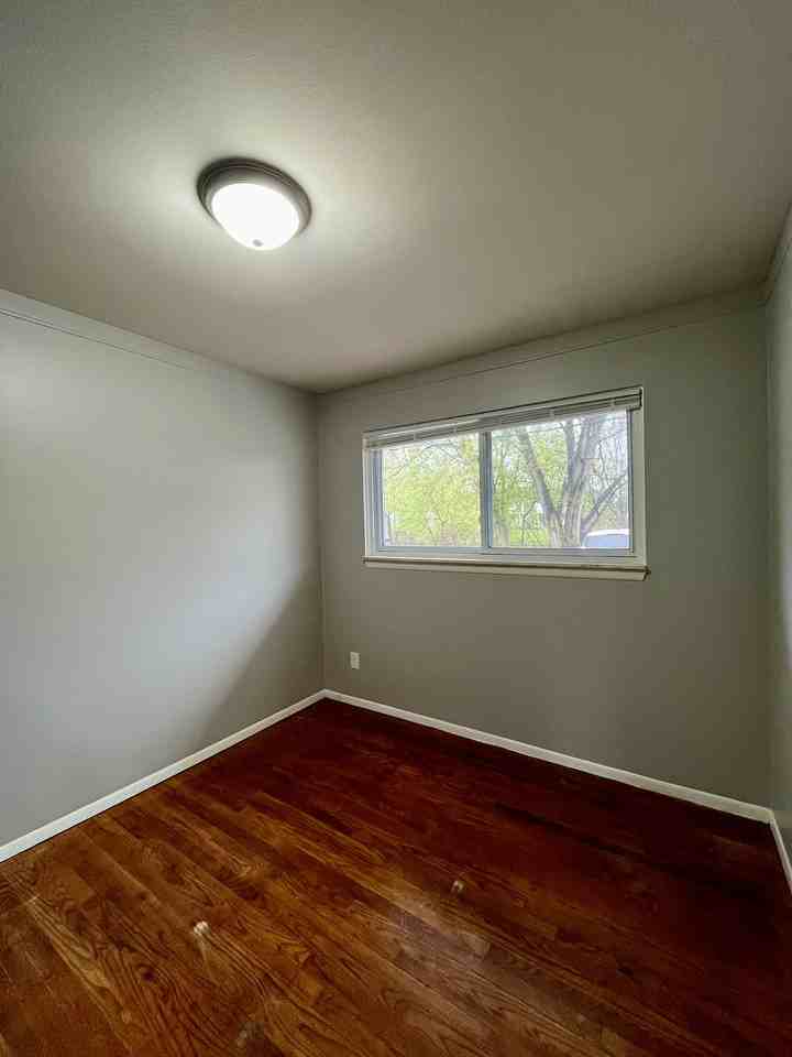 1454 Goddard Rd #1454 - Photo 6 of 9