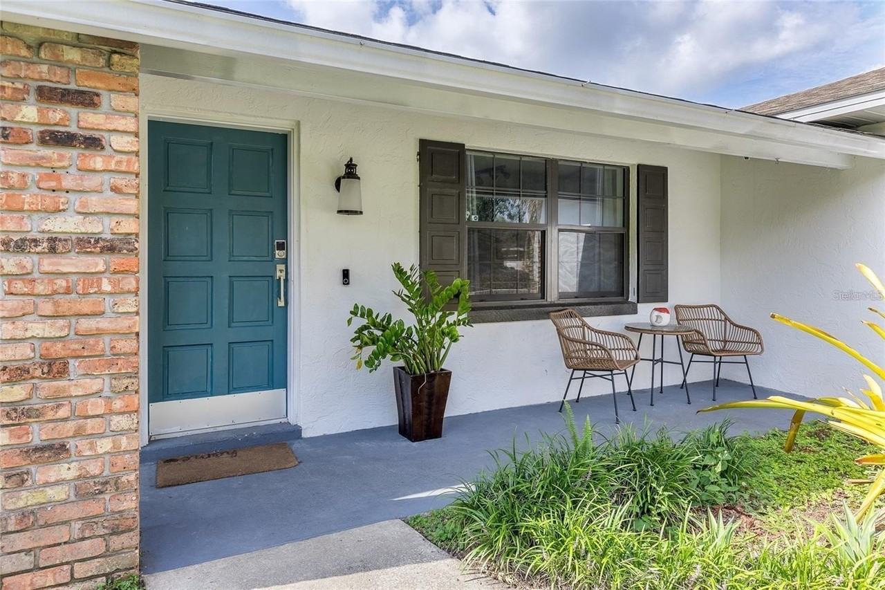 5128 Lido St - Photo 3 of 30