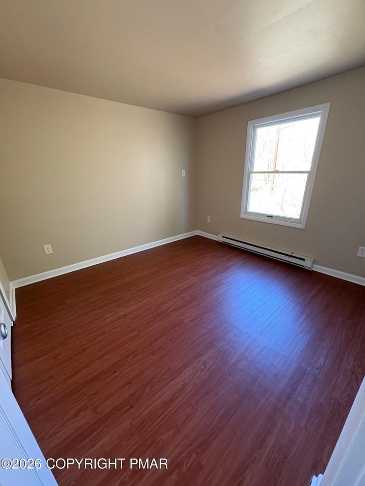 106 Madison St #G3 - Photo 4 of 6