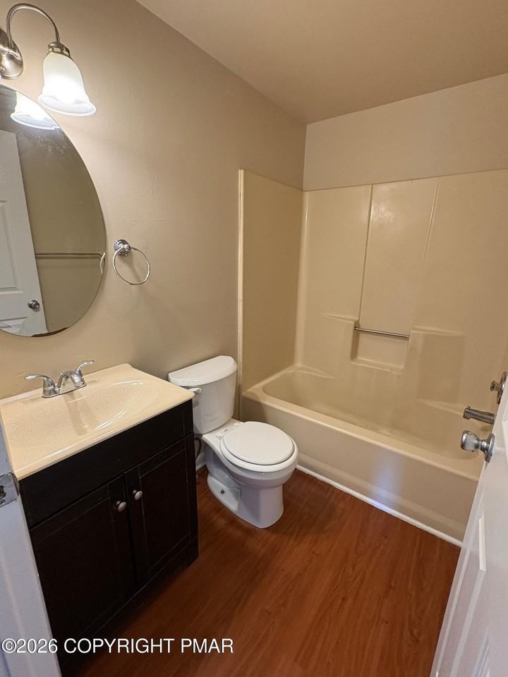 106 Madison St #G3 - Photo 5 of 6