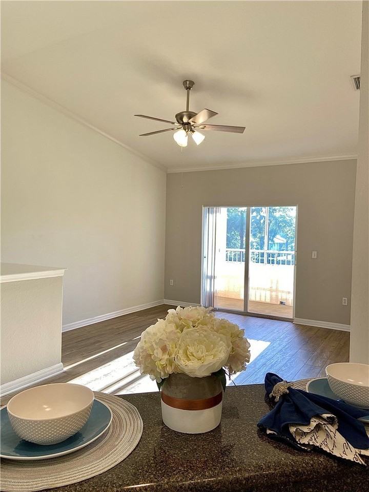 2482 57th Cir #2482 - Photo 4 of 11