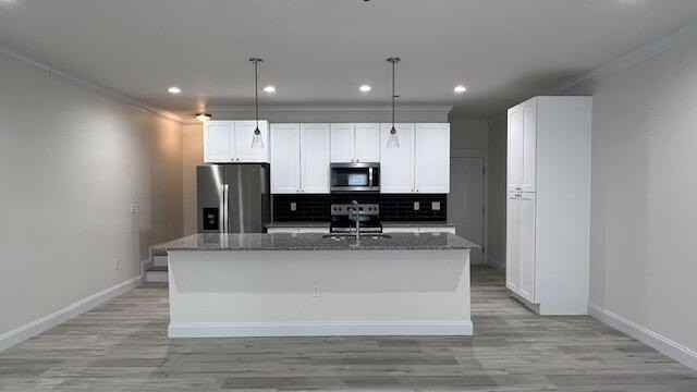 1915 Cypress Ln - Photo 4 of 30