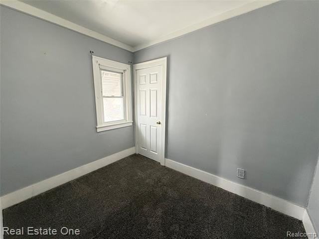 6117 Kenilworth St - Photo 5 of 7