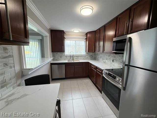 3551 W 14 Mile Rd #3 - Photo 2 of 13