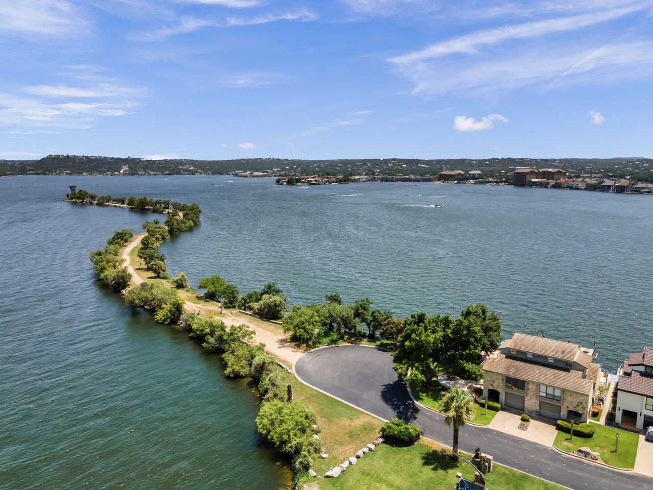 533 Lighthouse DriveUnit 3 #1 - Photo 3 of 29