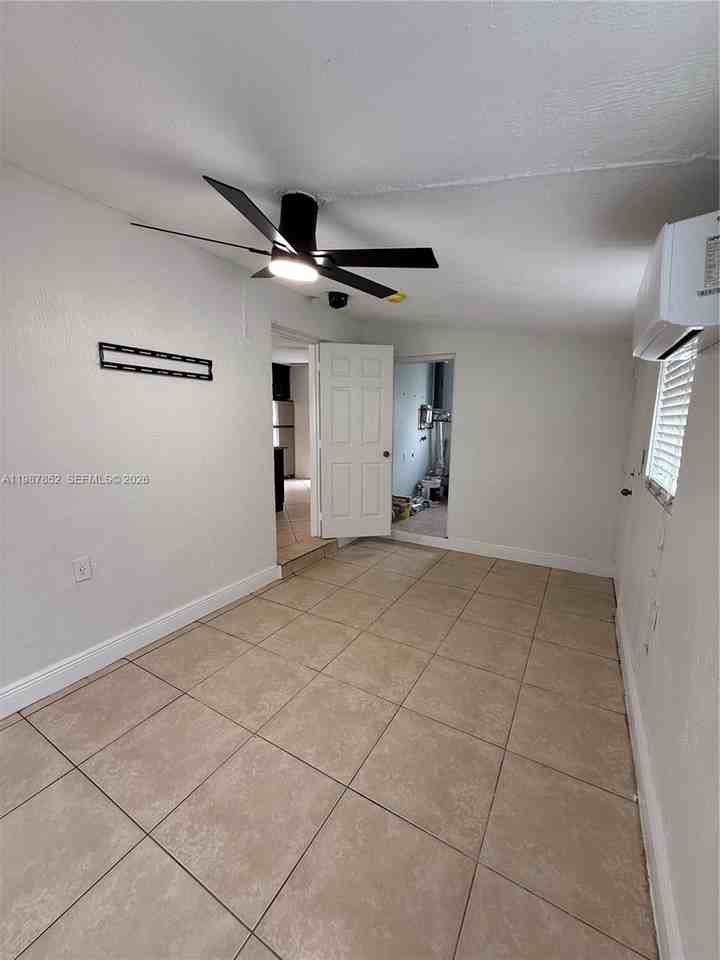 7320 Ramona Street - Photo 4 of 15