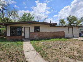 featured image of 318 Hatcher Ave