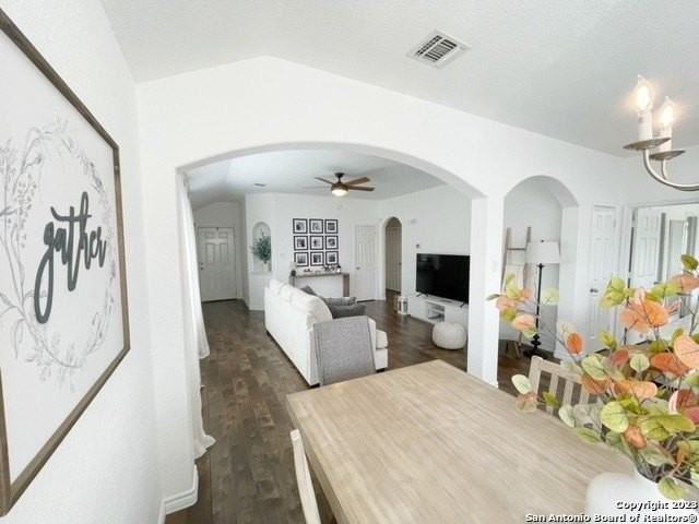 10202 Sun Ml - Photo 4 of 26