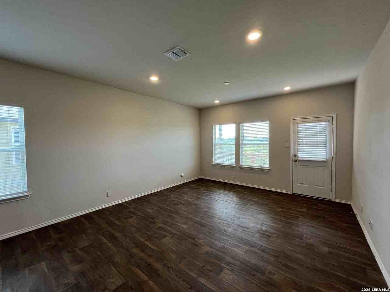 465 Middle Green Loop - Photo 6 of 26