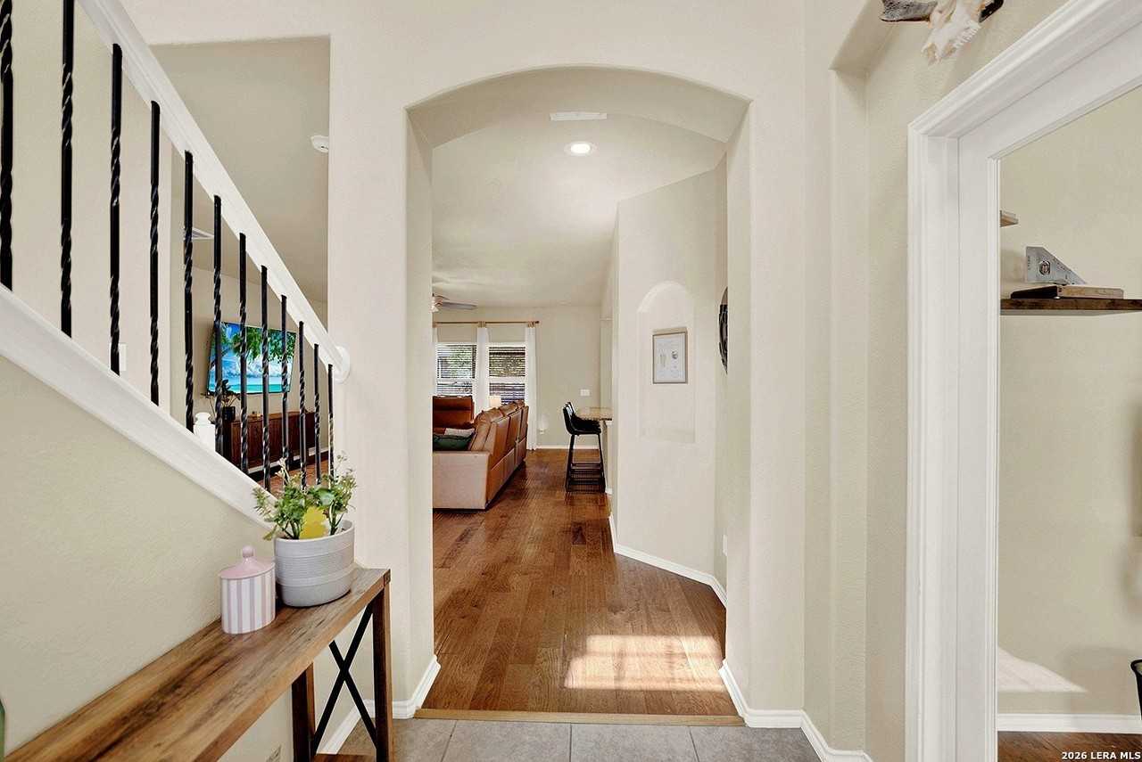 3113 Mason Crk - Photo 4 of 33