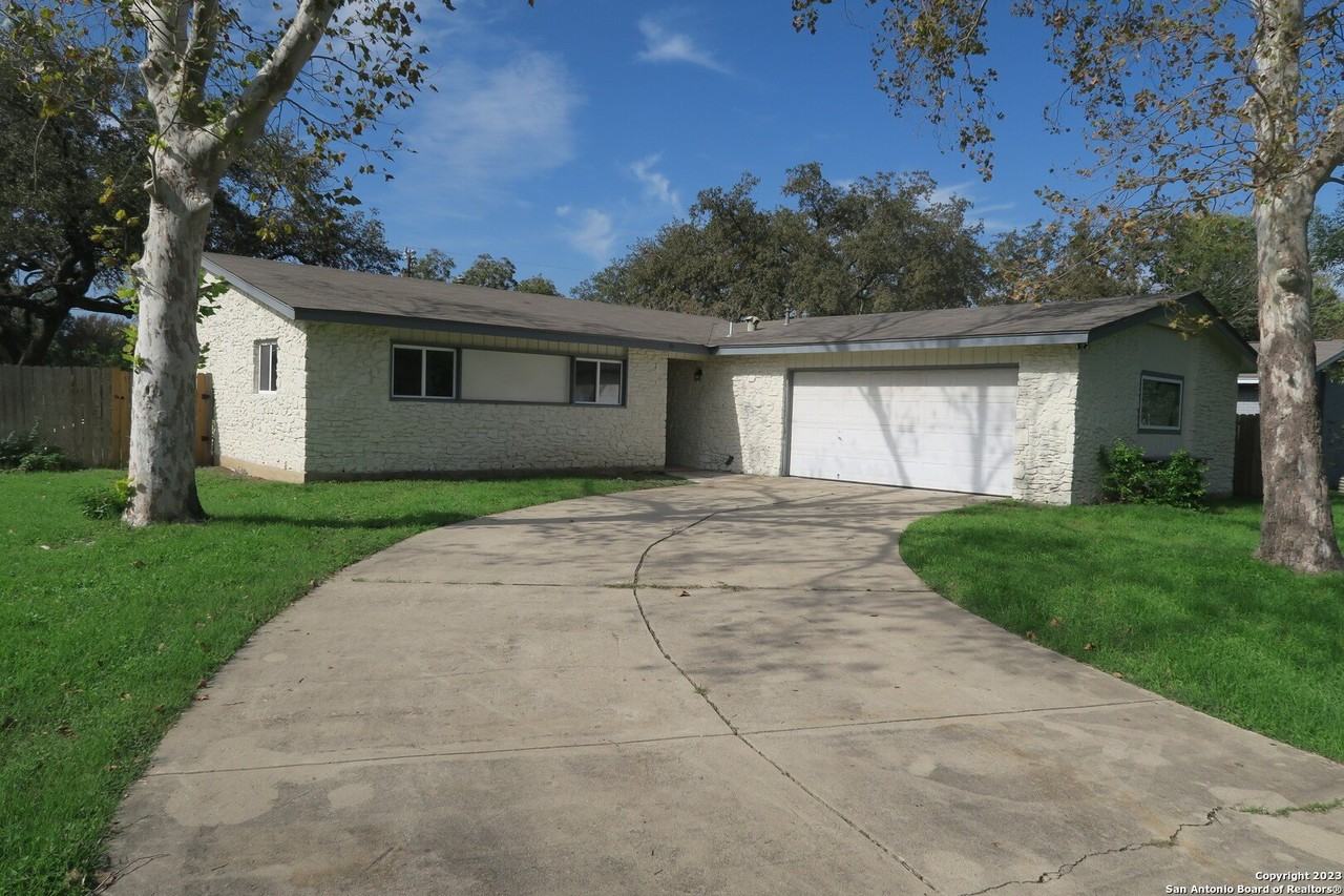 67 Winn Ave - Photo 2 of 18