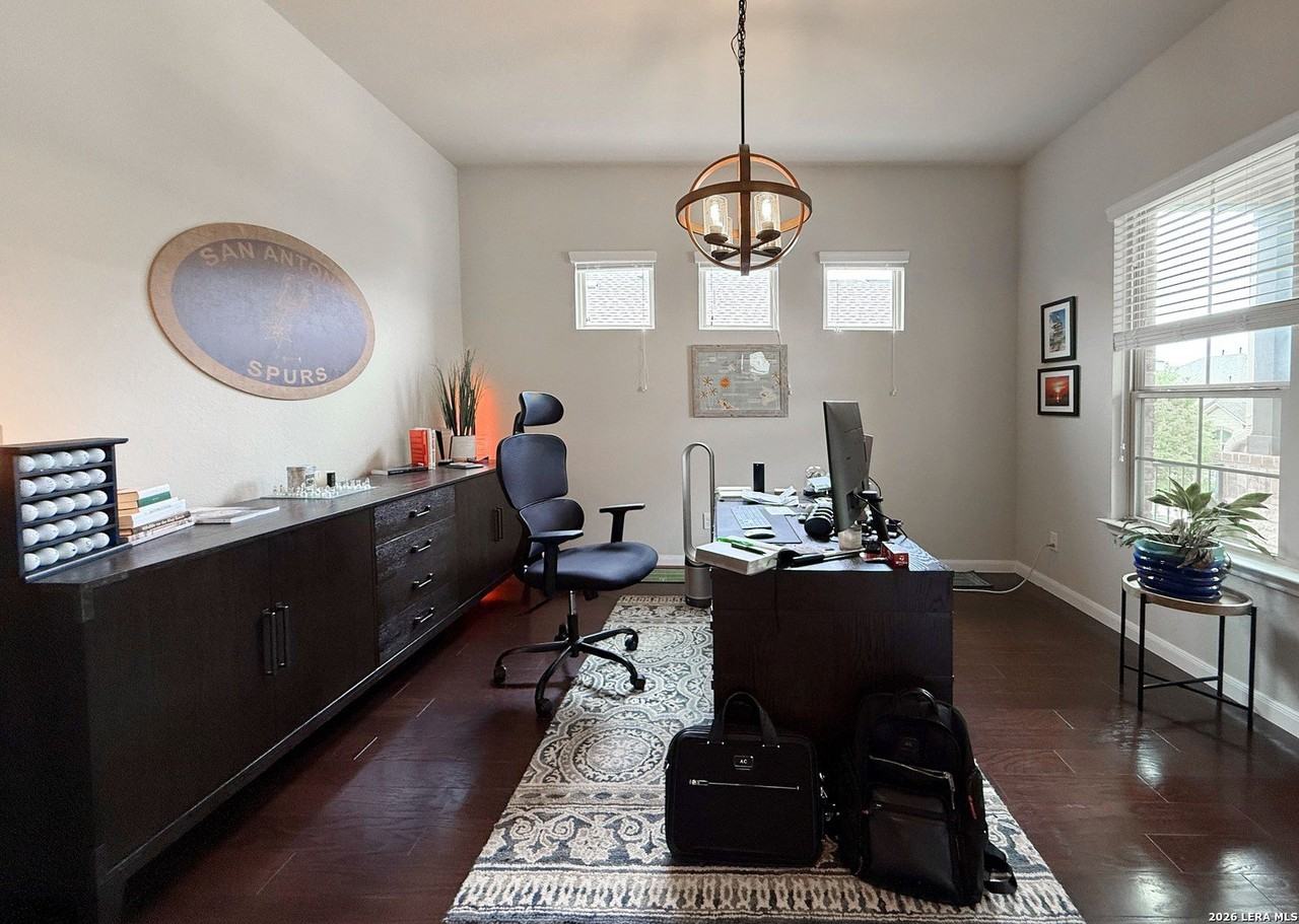 12006 Pitcher Rd - Photo 5 of 43