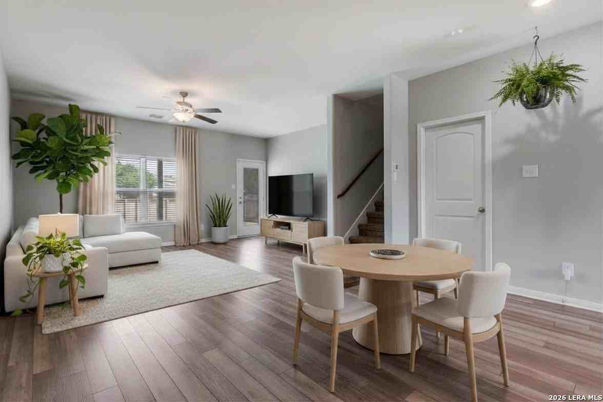 6406 Underwood Way - Photo 4 of 19