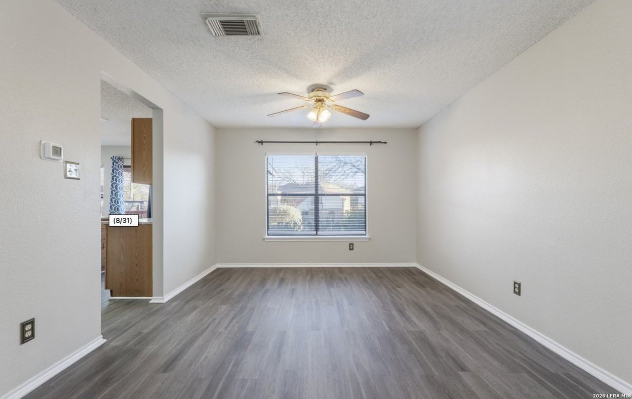 1048 Sycamore - Photo 6 of 31