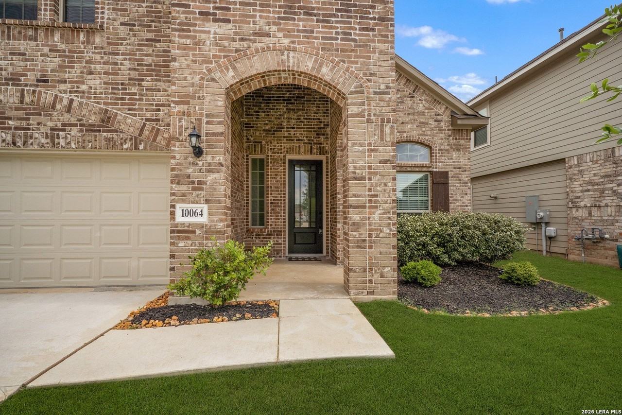 10064 Mulhouse Dr - Photo 4 of 43