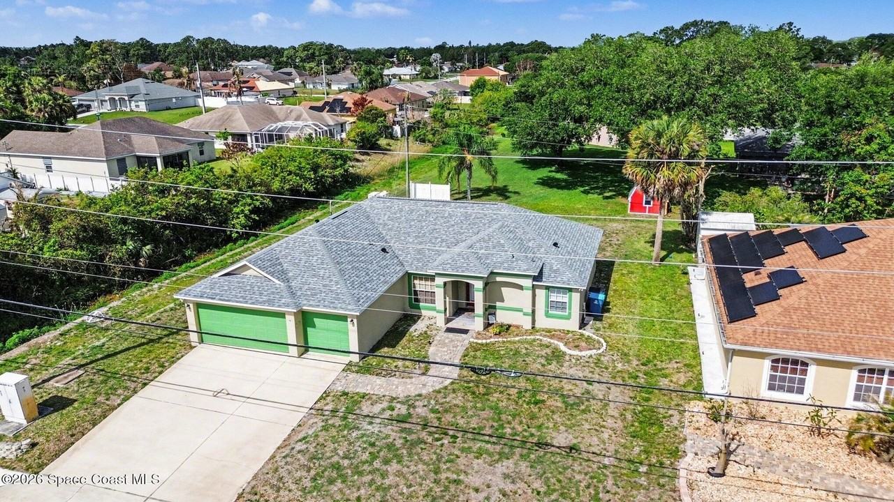 2910 Emerson Dr Se - Photo 2 of 29