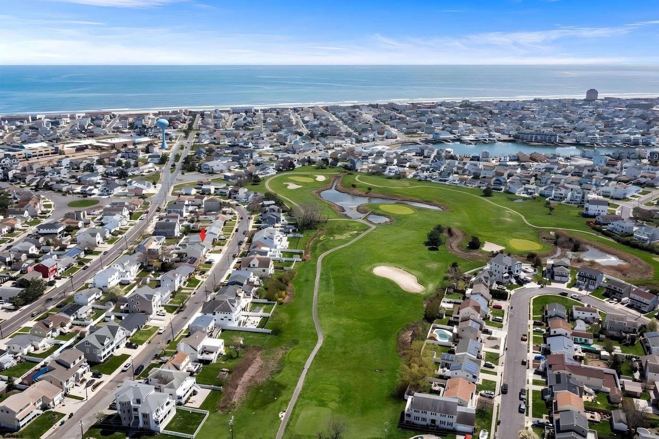 117 Lincoln Dr - Photo 2 of 29