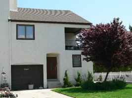 featured image of 4818 Harbor Beach Blvd