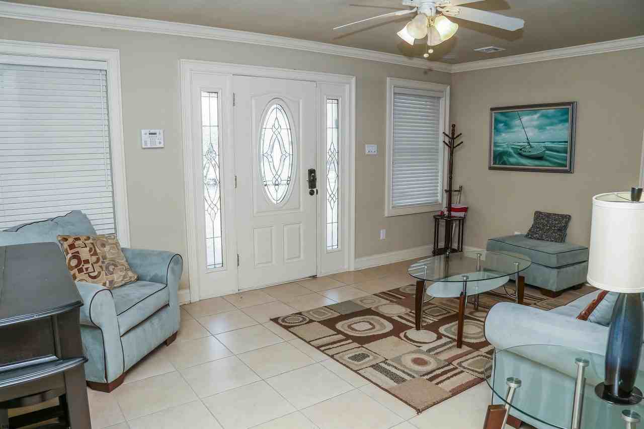 339 13th St S Street - Photo 5 of 50