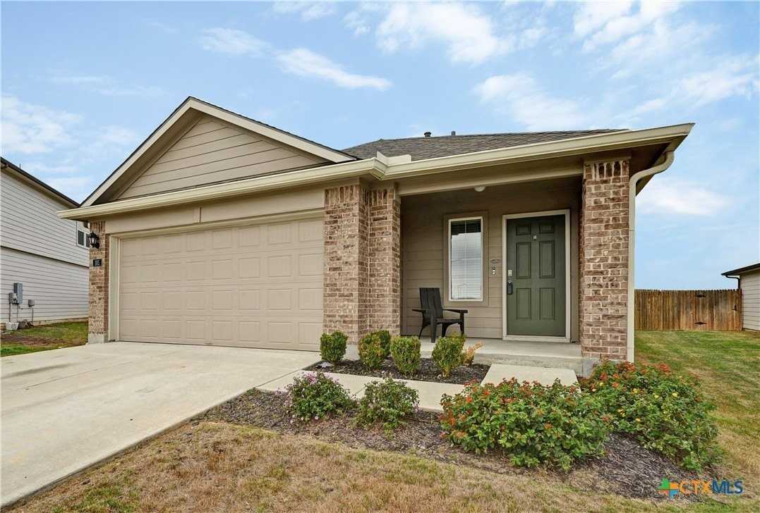 101 Calgary Ln - Photo 2 of 39