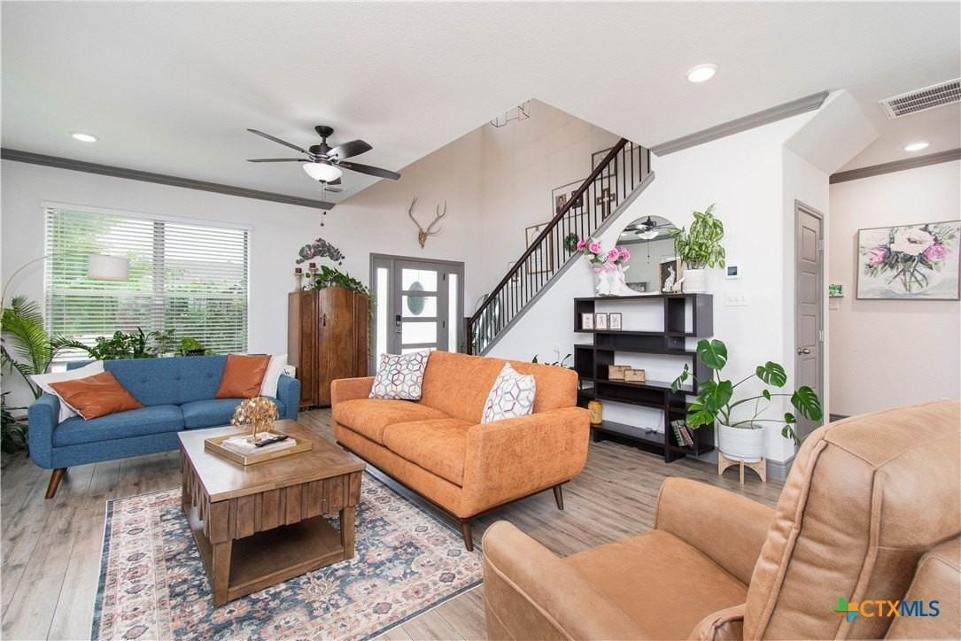 3810 Twilight Dr - Photo 4 of 25