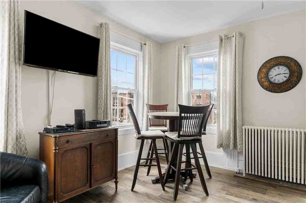 8 Franklin St #3 - Photo 7 of 26